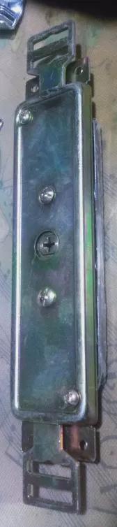 卷帘门门锁的内部构造（三把十字钥匙，机械式，九）